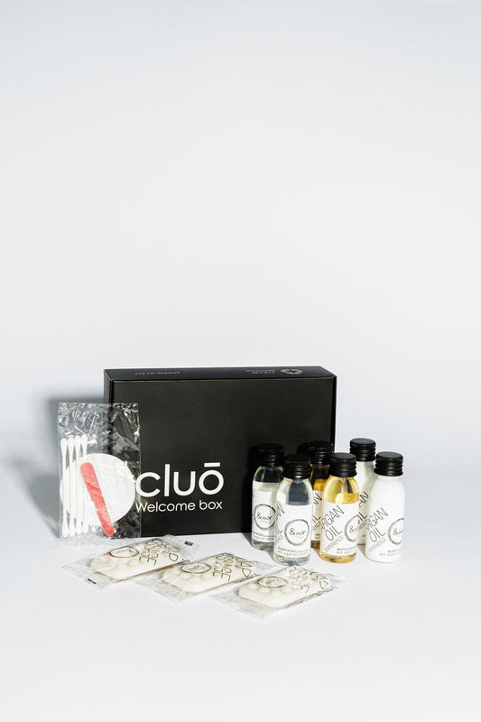 CLUO WELCOME BOX 2 *                                                                (47.09 KN)